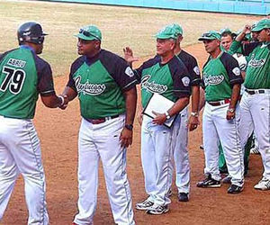 Equipo de Cienfuegos lider absoluto en Serie de Oro del beisbol cubano