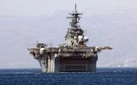 Un buque de guerra estadounidense se acerca a Libia
