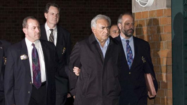 El director del FMI, Dominique Strauss-Kahn detenido en Nueva York. Foto REUTERS
