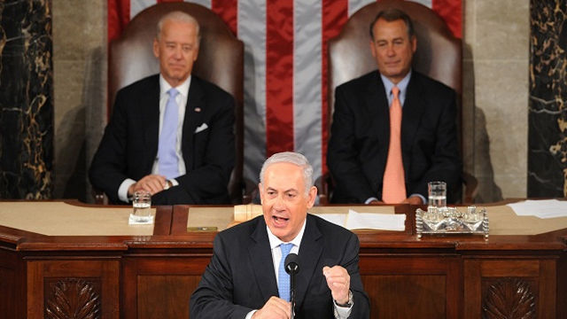 En la sede del Congreso estadounidense, Benjamin Netanyahu rechazó las propuestas de Obama, quien aparentemente defiende la creación de un Estado palestino basado en las fronteras establecidas en 1967. Foto Getty Imagen