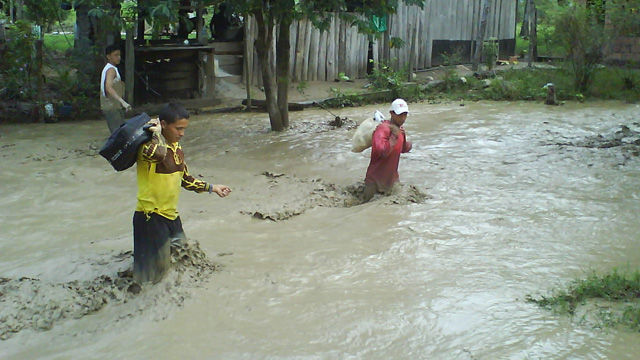 Grave la situación en Colombia a causa de las intensas lluvias, que han ocasionado pérdidas humanas y daños materiales por unos 250 millones de dólares.