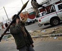 OTAN seguirá atacando al pueblo libio