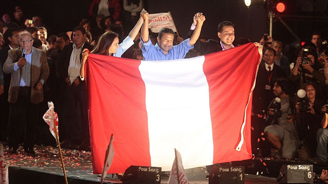 La victoria de Humala es derrota para los sectores neoliberales, que hoy presionan para condicionar al nuevo gobierno, con gestiones chantajistas que buscan socavar las bases economicas del país. Foto El Comercio de Perú