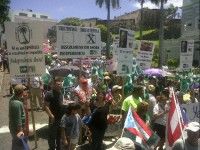 Protestas en Puerto Rico por visita de Obama. Foto Corresponsal de TeleSUR en Puerto Rico