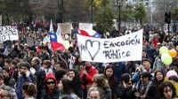Masiva manifestación en Chile por una educación pública digna