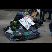 Los indignados han bautizado como Liberty plaza al lugar en el que han acampado, en pleno centro de metrópoli estadounidense.