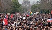 Estudiantes marchan en Chile