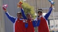 Arlenis Sierra (oro), Yumari González (plata) y Yudelmis Domínguez (bronce) arrasaron con el podio en la prueba de ruta del ciclismo, en los XVI Juegos Panamericanos Guadalajara 2011. Foto: Juan Moreno