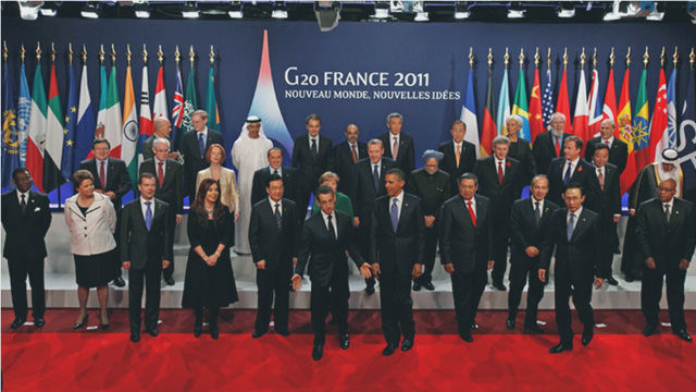 La Cumbe del G-20  se desarrolló bajo la sombra de un agravamiento de la situación en Europa marcada por la crisis económica mundial fue uno de los temas tratados en la Mesa Redonda. 