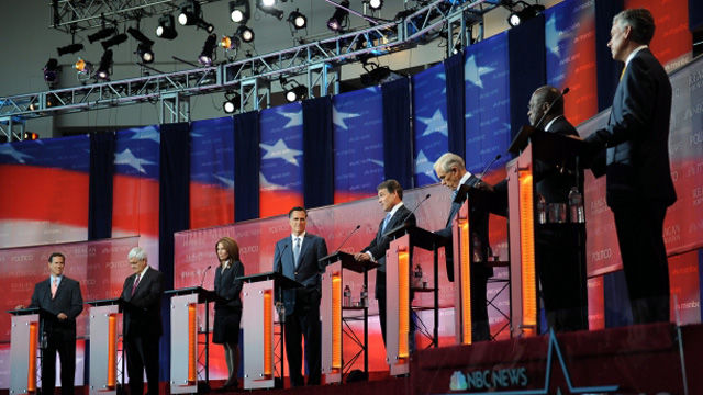 Los aspirantes a la candidatura presidencial republicana durante el debate televisado. Foto: EFE