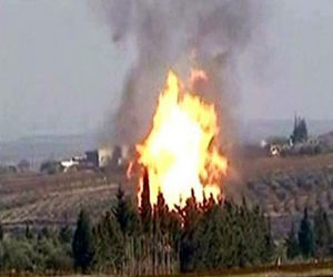 Llamas en un oleoducto de Homs luego del ataque terrorista del 3 de enero 2012