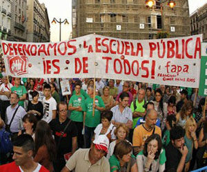 Sector educativo español convoca huelga general para el 22 de mayo