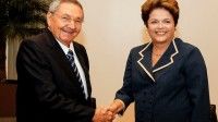 La Presidenta Dilma Rousseff durante un encuentro con el presidente de Cuba, Raúl Castro. Foto: Roberto Stuckert Filho/PR