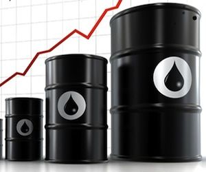 Petróleo a la baja bajo influencia del clima