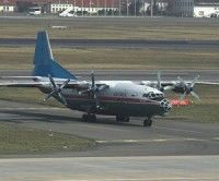El avión siniestrado es un Antónov An-12 de fabricación rusa con cuatro motores.