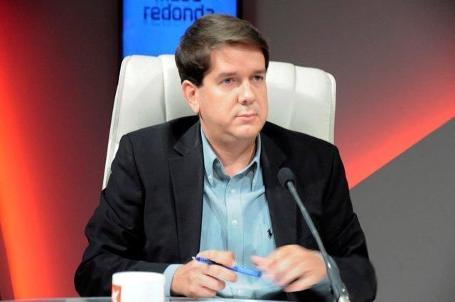 El licenciado Jorge Legañoa Alonso, subdirector de la Agencia Cubana de Noticias, agregó que “la derecha ha tratado de darle la vuelta para decir que esto es una traición de Nicolás Maduro a Chávez. 