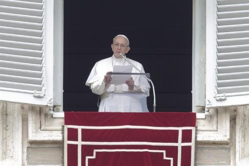 El papa hizo un llamado a que permitieran que entre ayuda humanitaria al país árabe. | Foto: EFE