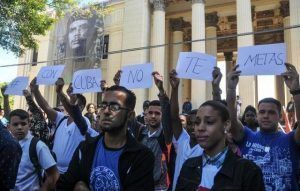 La declaratoria de compromiso de esa cita encontrarán en ella la inclusión de párrafos que abordan la denuncia de cualquier intento de intromisión e injerencia en los asuntos internos de los países