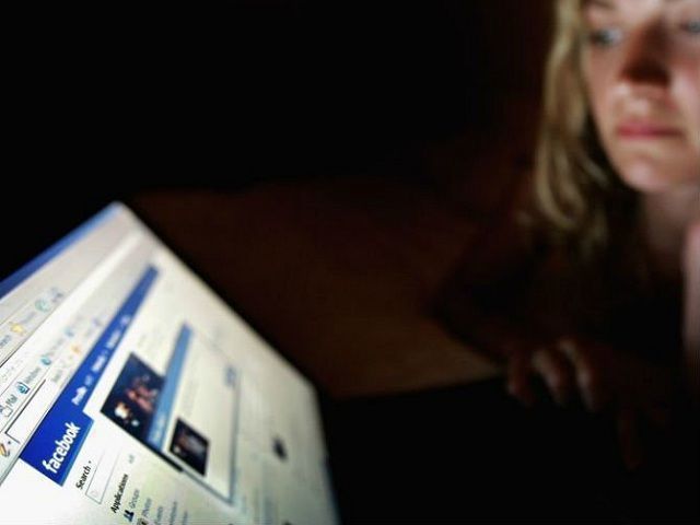 Facebok admite recopilar datos de los usuarios de internet