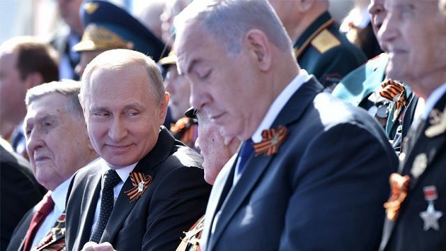 El presidente ruso Vladímir Putin con el primer ministro israelí Benjamín Netanyahu / Alexei Nikolski / Sputnik