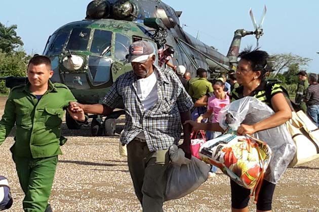 Encrucijada, fue totalmente helitransportada hacia lugares seguros. Foto: Víctor Valdés