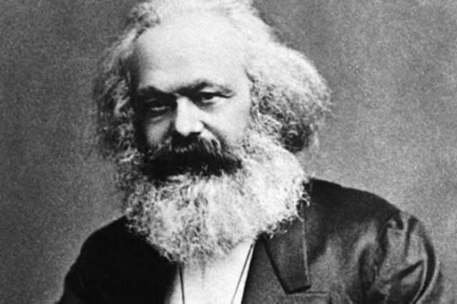 Renegar a Marx es vetusto. Siempre será más enriquecedor preferir el compromiso de la utopía concreta tan grande y hermosa de su legado.