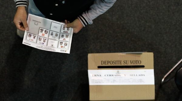 El 53,37 por ciento de los colombianos asistieron a las urnas el domingo. Foto: Reuters