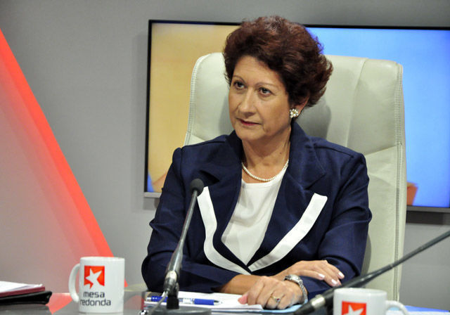 Ena Elsa Velázquez Cobiella, Ministra de Educación 