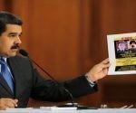 El mandatario venezolano instó a los Gobiernos de EE.UU. y Colombia a colaborar en la captura de los responsables intelectuales del hecho. Foto: Prensa Presidencial