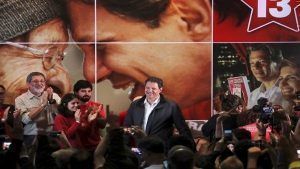Fernando Haddad fue impulsor del programa de becas universitarias para estudiantes de bajos ingresos desde 2005 como ministro de Educación. Foto: Reuters